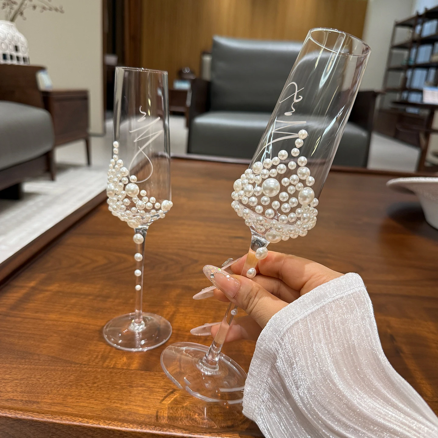 Wine & Beer Tours Of Nova Scotia - 2 bicchieri da champagne bianchi con