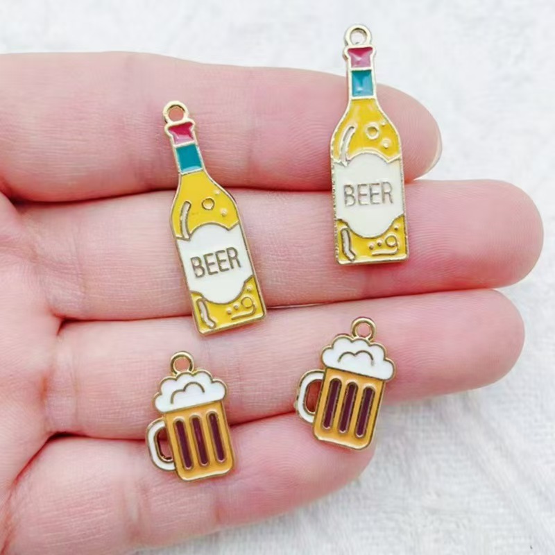20 pz. Ciondoli Piccoli in Leg - Beer & Wine Downtown recensione e prezzo