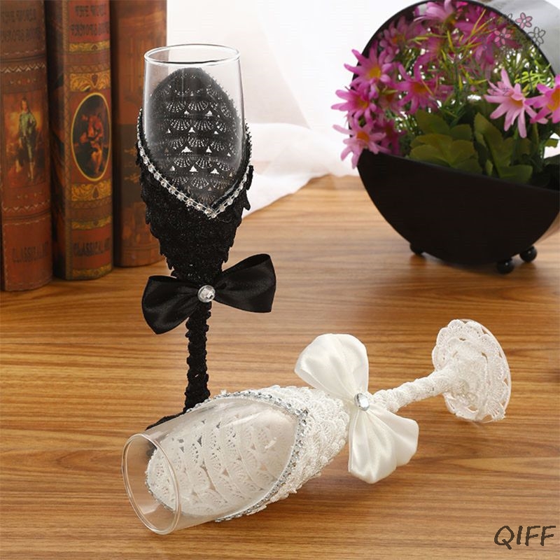 1 paio di abiti da sposa fatti - Champagne Flute Pair recensione e prezzo